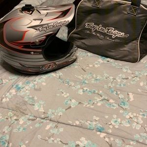 Used Troy Lee Designs Motorcycle Helmet